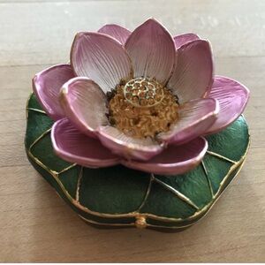 Floral Trinket Box
